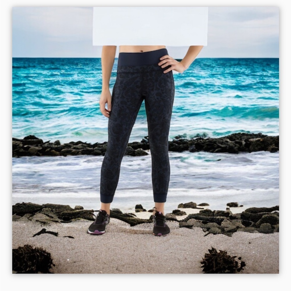 Lululemon En Route Crop legging Blue Paisley Jogger Full-on Luon Sz6☀️ - Picture 7 of 16